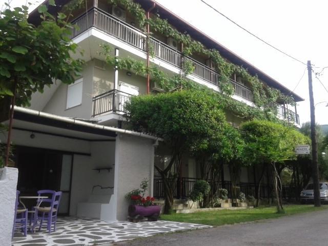 Helena Apartments パラリア・パンテレイモノス エクステリア 写真
